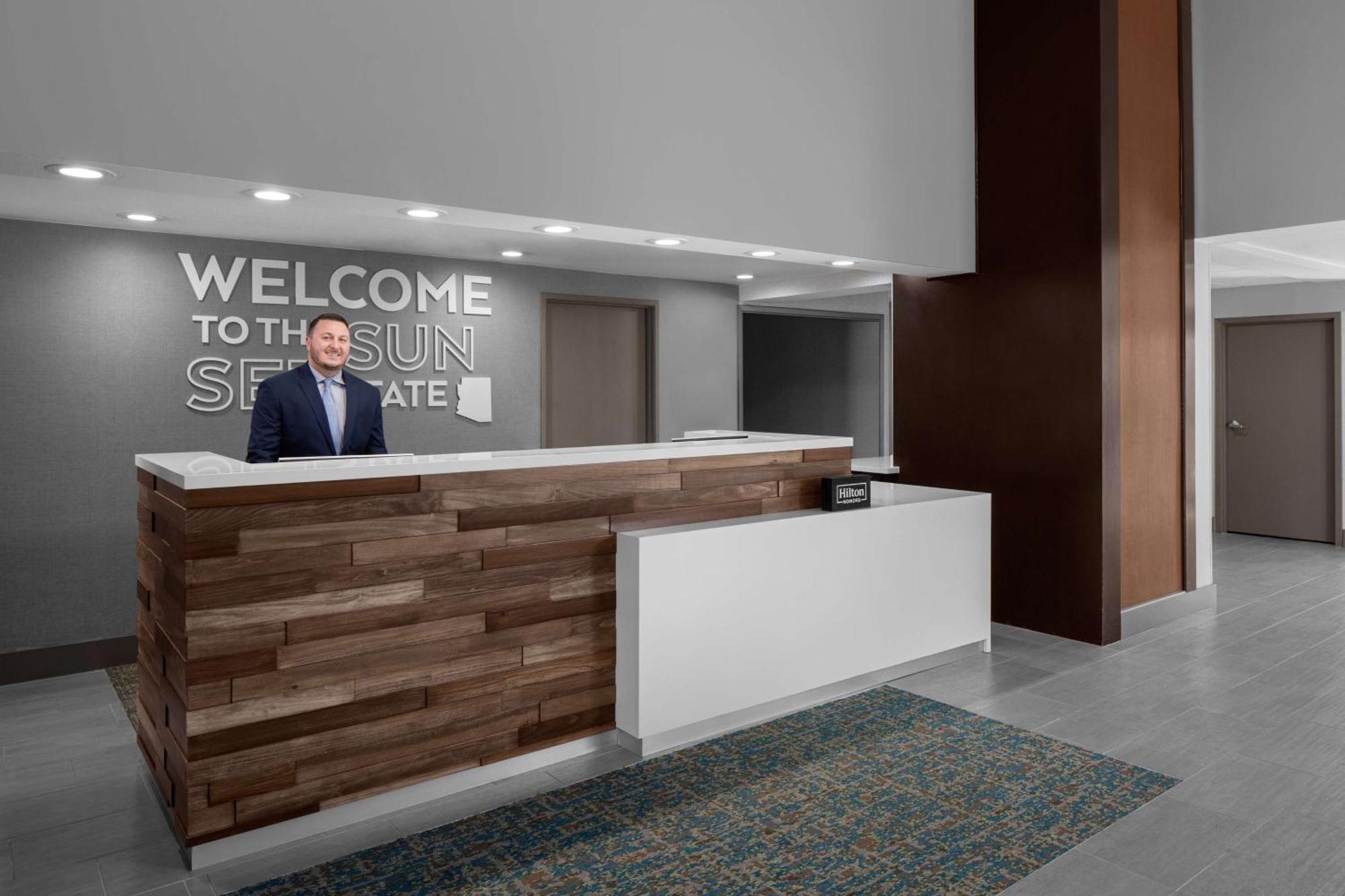 Hampton Inn Phoenix - Biltmore Ngoại thất bức ảnh